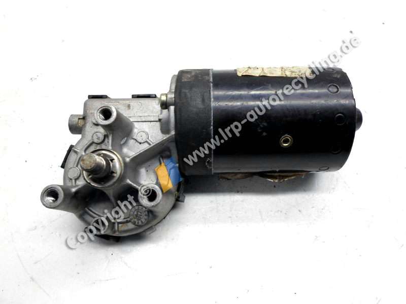 AUDI A4 (B5) BJ1998 WISCHERMOTOR VORN 8D1955023D BOSCH 0390241132 STECKER FEST